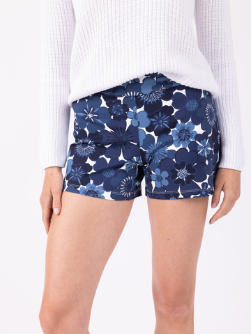Skipper Short in Retro Floral Monomoy