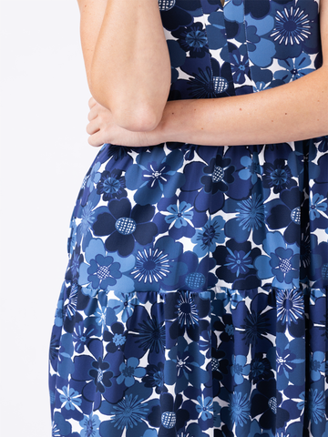 Lauren in Retro Floral Monomoy