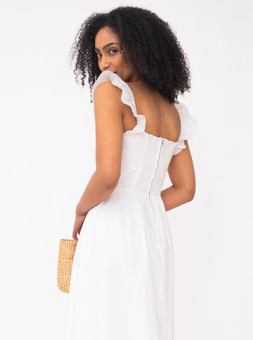 Highland Dress in White