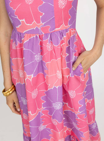 Highland Dress in Glowing Gardenia in Pink