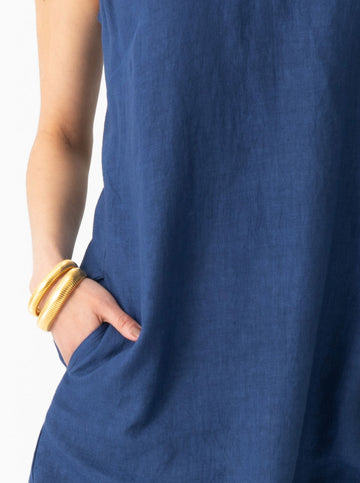 Carolynn in Solid Navy