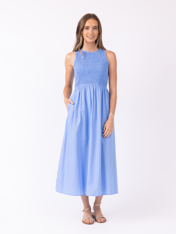 Shaye in Solid Regatta