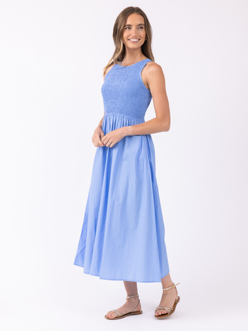 Shaye in Solid Regatta
