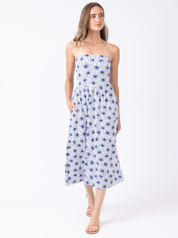 Sarah in Shoreline Petals Monomoy