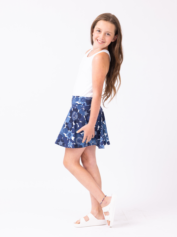 Girls Rally Skort in Retro Floral Monomoy