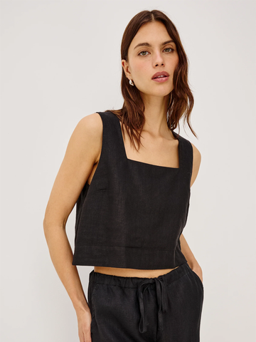 Akira Top in Black