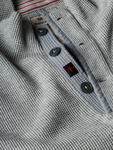 Bi-Waffle Mock in Pale Grey