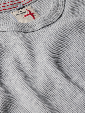 Bi-Waffle Crew in Pale Grey