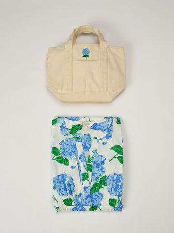 Hydrangeas in Bloom, Audrey Bundle