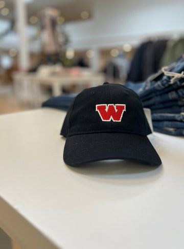 Wellesley "W" Hat in Black