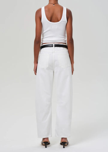 Miro in Soft White
