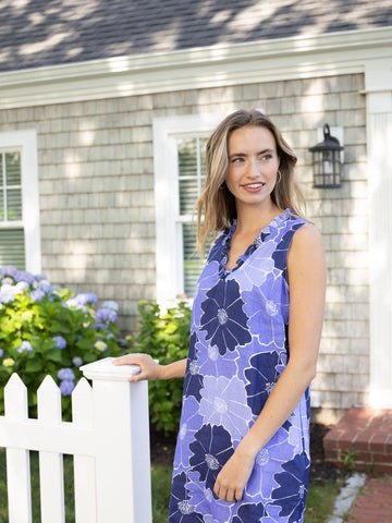 Carolynn in Glowing Gardenia in Blue