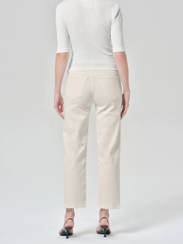 Palma Straight Clean in Almond