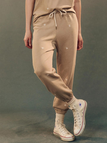 The Stadium Sweatpant in Daisy Embroidery